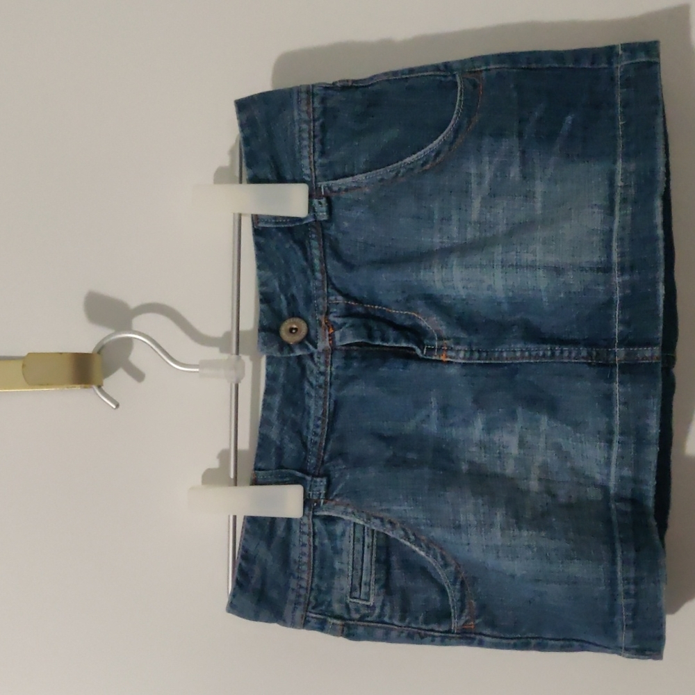 American Eagle short denim skirt Size 4